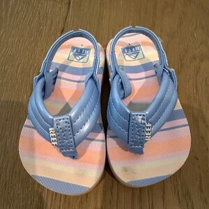 Reef Kids Pastel Stripe Flip Flops in Light Blue and Pink
